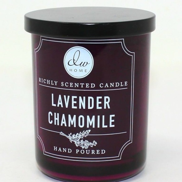 LAVENDER CHAMOMILE CANDLE HAND POURED RICHLY SCENTED CANDLES DW HOME 4 Oz. NEW - Picture 2 of 3